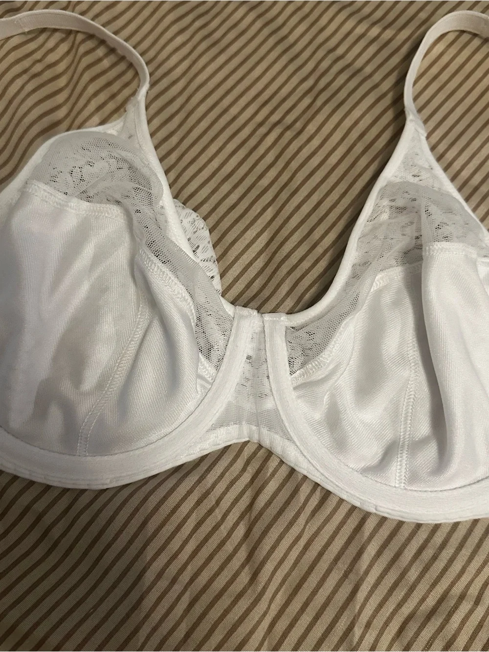 Chantelle Norah Seamless Comfort Bra 13F1 White Stretch Lace 36C NWOT Coverage